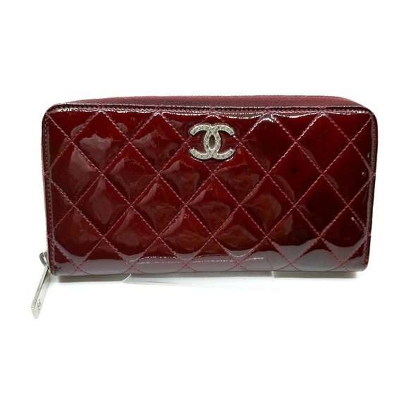 CHANEL Handbags - Chanel Zippy Wallet Bordeaux Enamel